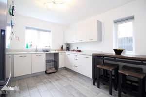 Kitchen- click for photo gallery